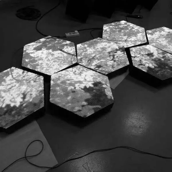 Schermo LED esagonale
